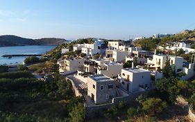 Syra Suites